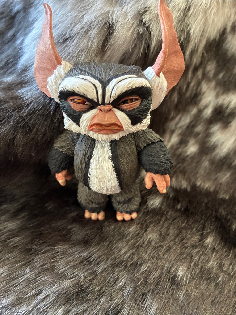 NECA Gremlins George Mogwai Action Figure